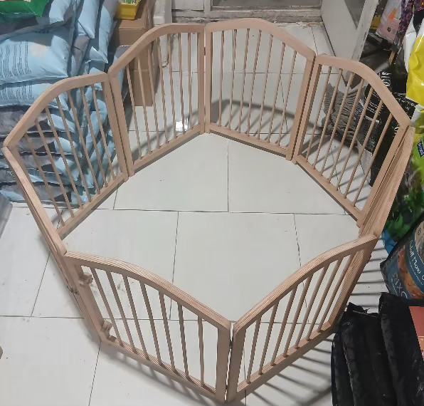 پارک چوبی محدود کننده حیوانات خانگی زاریکس